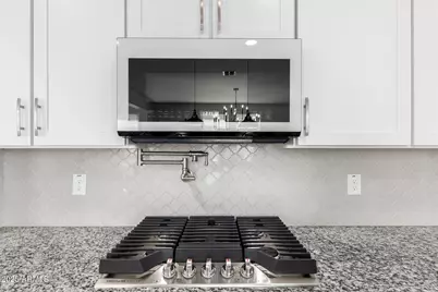 10043 W Foothill Drive, Peoria, AZ 85383 - Photo 10