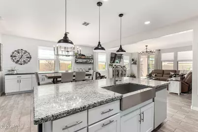 10043 W Foothill Drive, Peoria, AZ 85383 - Photo 12