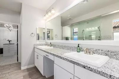 10043 W Foothill Drive, Peoria, AZ 85383 - Photo 18