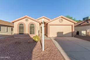 6711 S Coral Gable Dr, Chandler, AZ 85249 - Photo 1