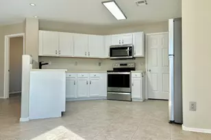 2280 E Hazeltine Way, Chandler, AZ 85249 - Photo 6