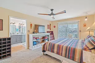 8977 W Lisbon Ln, Peoria, AZ 85381 - Photo 14