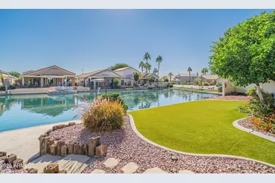 8977 W Lisbon Lane, Peoria, AZ 85381 - Photo 20