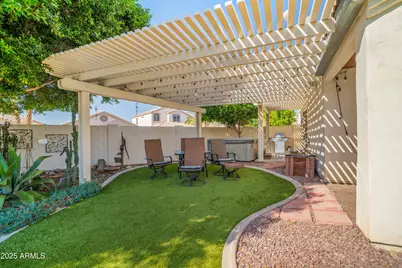 8977 W Lisbon Lane, Peoria, AZ 85381 - Photo 24