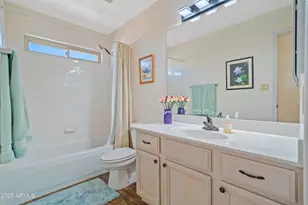 8977 W Lisbon Ln, Peoria, AZ 85381 - Photo 24