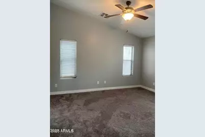 533 E Angeline Avenue, San Tan Valley, AZ 85140 - Photo 8