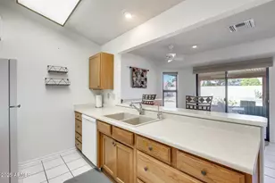 20854 N Gable Hill Dr, Sun City West, AZ 85375 - Photo 8