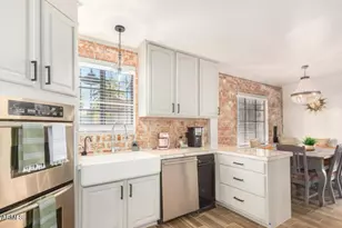 1720 N Whittier Dr, Phoenix, AZ 85006 - Photo 8