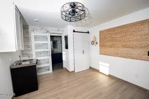 1720 N Whittier Dr, Phoenix, AZ 85006 - Photo 40