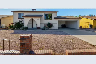 7613 W Flower Street, Phoenix, AZ 85033 - Photo 1