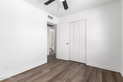 7613 W Flower Street, Phoenix, AZ 85033 - Photo 26