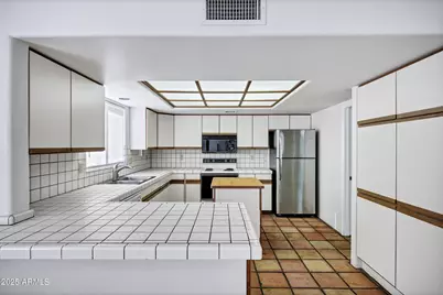 15753 E Mustang Drive, Fountain Hills, AZ 85268 - Photo 16