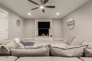 3444 E Camelback Rd, Phoenix, AZ 85018 - Photo 22