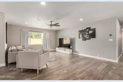 3444 E Camelback Road, Phoenix, AZ 85018 - Photo 14