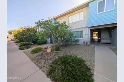 2610 W Berridge Lane #121, Phoenix, AZ 85017 - Photo 2