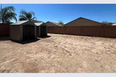 25161 W Carson Court, Buckeye, AZ 85326 - Photo 20