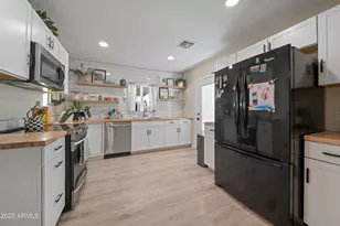 2547 W Adams St, Phoenix, AZ 85009 - Photo 6