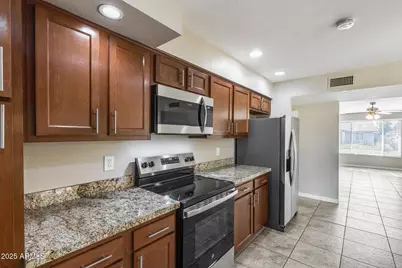 4420 W Mercer Lane, Glendale, AZ 85304 - Photo 22