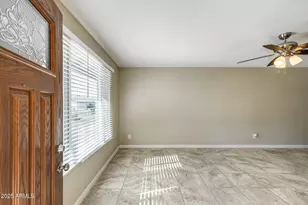 4420 W Mercer Ln, Glendale, AZ 85304 - Photo 12