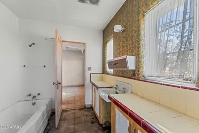 16057 S Sickles Ranch Road, Peeples Valley, AZ 86332 - Photo 16