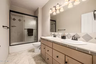 1815 W Sentinel Rock Rd, Phoenix, AZ 85086 - Photo 30