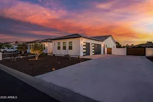 7403 W Port Au Prince Ln, Peoria, AZ 85381 - Photo 2