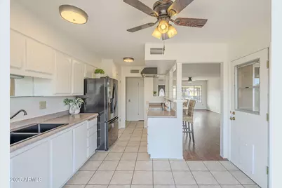 19825 N 100th Avenue, Sun City, AZ 85373 - Photo 14