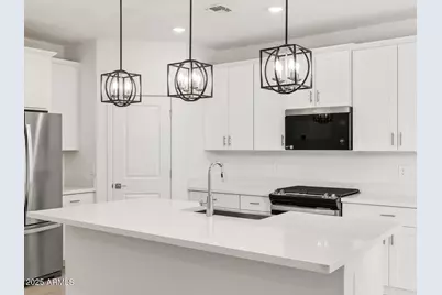 25191 N 160th Avenue, Surprise, AZ 85387 - Photo 2