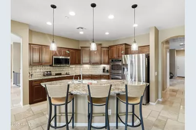 14469 W Edgemont Avenue, Goodyear, AZ 85395 - Photo 4