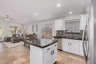 4632 E Mossman Rd, Phoenix, AZ 85050 - Photo 10