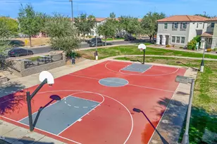 4761 E Portola Valley Dr, Gilbert, AZ 85297 - Photo 36