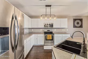 22194 W Hadley St, Buckeye, AZ 85326 - Photo 16