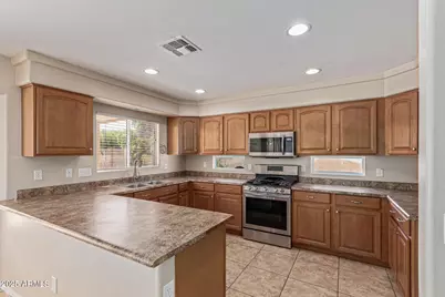 835 E Stirrup Lane, San Tan Valley, AZ 85143 - Photo 8