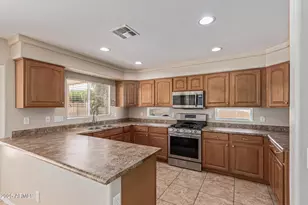 835 E Stirrup Ln, San Tan Valley, AZ 85143 - Photo 8