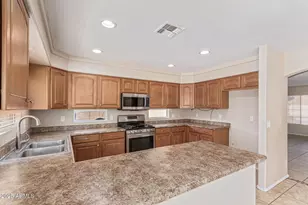 835 E Stirrup Ln, San Tan Valley, AZ 85143 - Photo 10