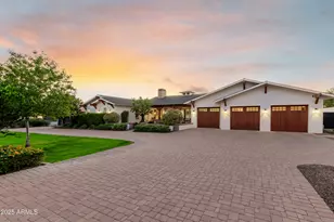 4442 N 59th Pl, Phoenix, AZ 85018 - Photo 2