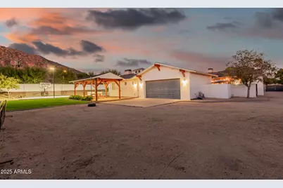 4442 N 59th Place, Phoenix, AZ 85018 - Photo 36