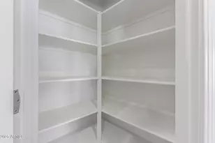 733 E Commonwealth Ave, Chandler, AZ 85225 - Photo 14