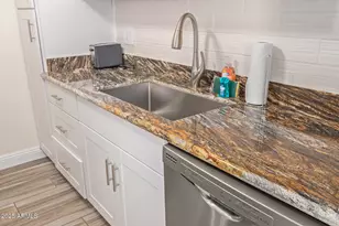 7625 E Camelback Rd, Scottsdale, AZ 85251 - Photo 20