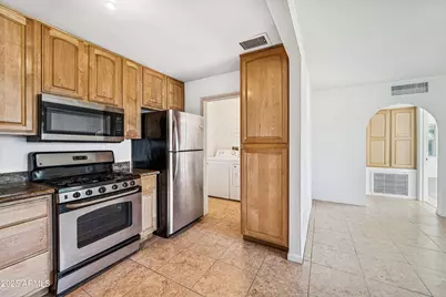 3919 N 19th Street, Phoenix, AZ 85016 - Photo 14