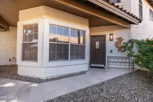 1892 W Wildhorse Dr, Chandler, AZ 85286 - Photo 4