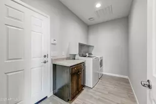 4186 Prairie Schooner Rd, Wickenburg, AZ 85390 - Photo 24