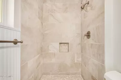 3349 W Surrey Avenue, Phoenix, AZ 85029 - Photo 8