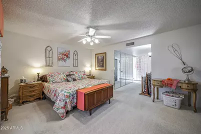 17427 N Lindgren Avenue, Sun City, AZ 85373 - Photo 20
