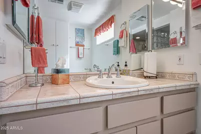 17427 N Lindgren Avenue, Sun City, AZ 85373 - Photo 24