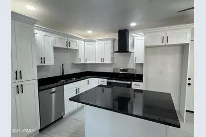 18201 N 22nd Avenue, Phoenix, AZ 85023 - Photo 6