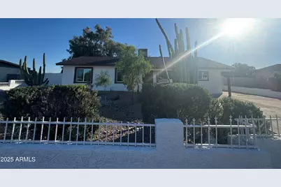 18201 N 22nd Avenue, Phoenix, AZ 85023 - Photo 2