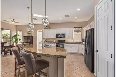 4222 E Indigo Street, Gilbert, AZ 85298 - Photo 2