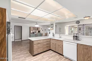 12535 W Parkwood Dr, Sun City West, AZ 85375 - Photo 14