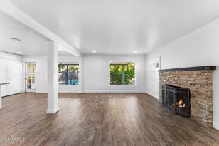 1334 W Sells Dr, Phoenix, AZ 85013 - Photo 10